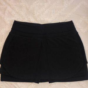 Lululemon Black Skort 6